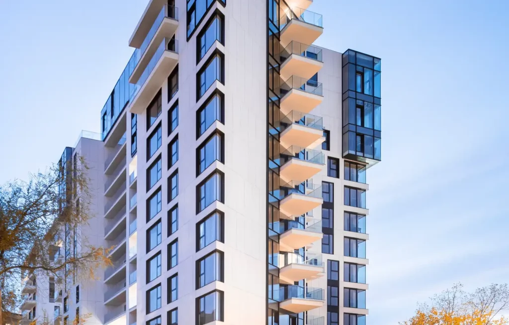 One Herăstrău Towers 150480 one herastrau towers4